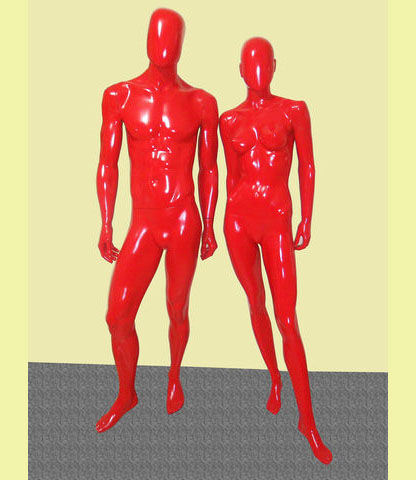 CABALLERO GERMAN Y DAMA CONTEMPORANEA COLOR ROJO